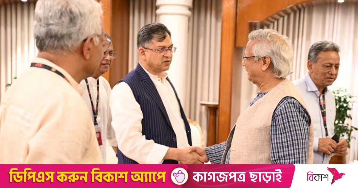 বিএনপি নেতাদের সঙ্গে বৈঠকে প্রধান উপদেষ্টা