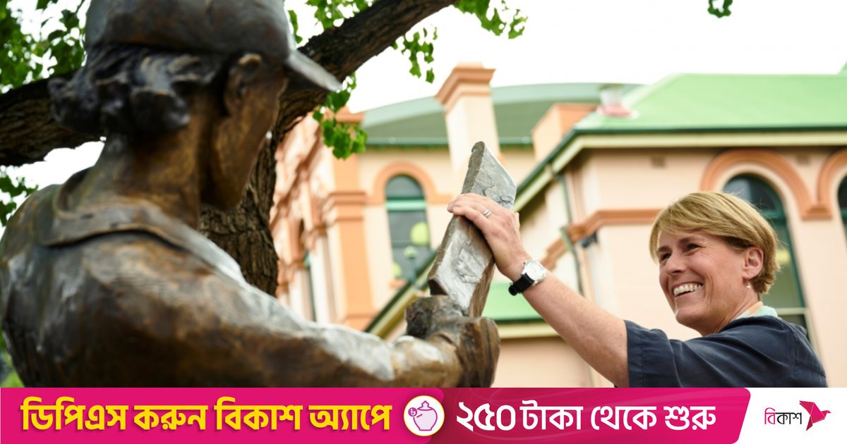 লিজেন্ডের মর্যাদা পেলেন বেলিন্ডা ক্লার্ক