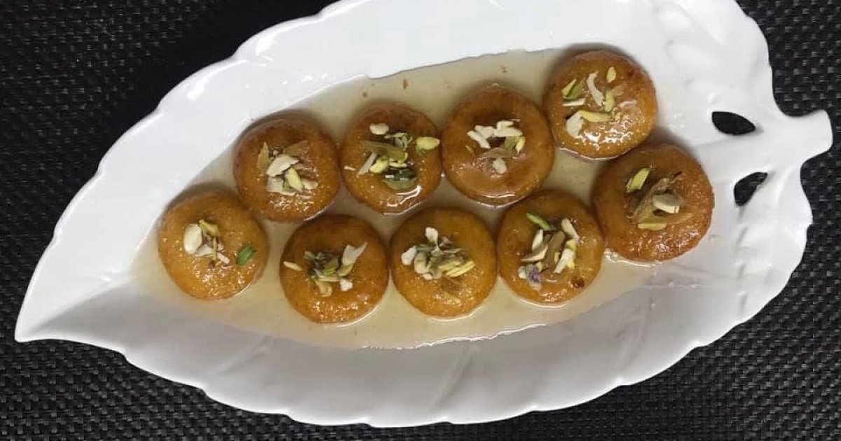 এই উৎসবে নিজ হাতে সুস্বাদু গোলাপজাম