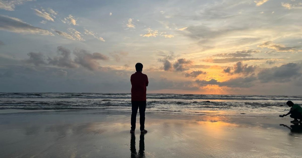 আহা টেকনাফ: পাহাড় আর সমুদ্র মিশেছে যেখানে