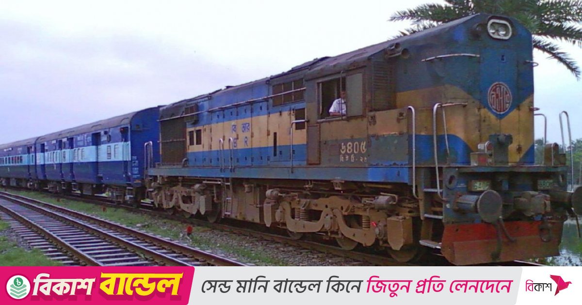 দুর্গাপূজায় চার জোড়া বিশেষ ট্রেন, সাপ্তাহিক ছুটি বাতিল