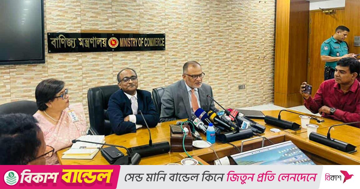 ‘আমেরিকা থেকে কৃষি-জ্বালানি-বিমান কেনার প্রতিশ্রুতি দেওয়া হয়েছে’