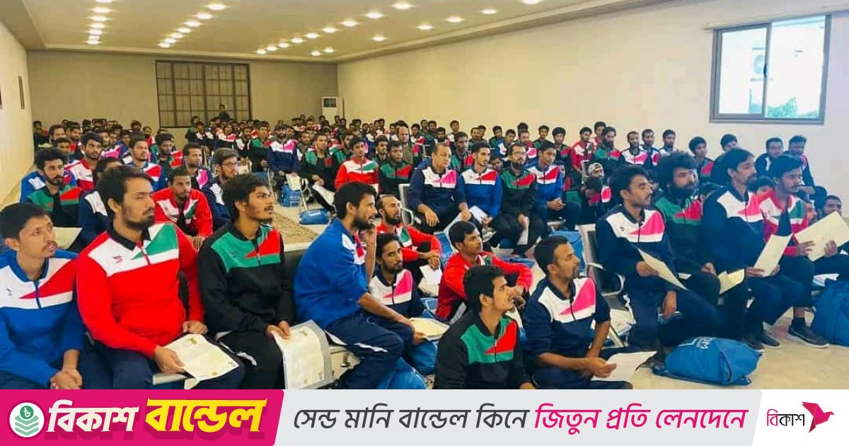 লিবিয়া থেকে ফিরবেন ১৭৬ বাংলাদেশি