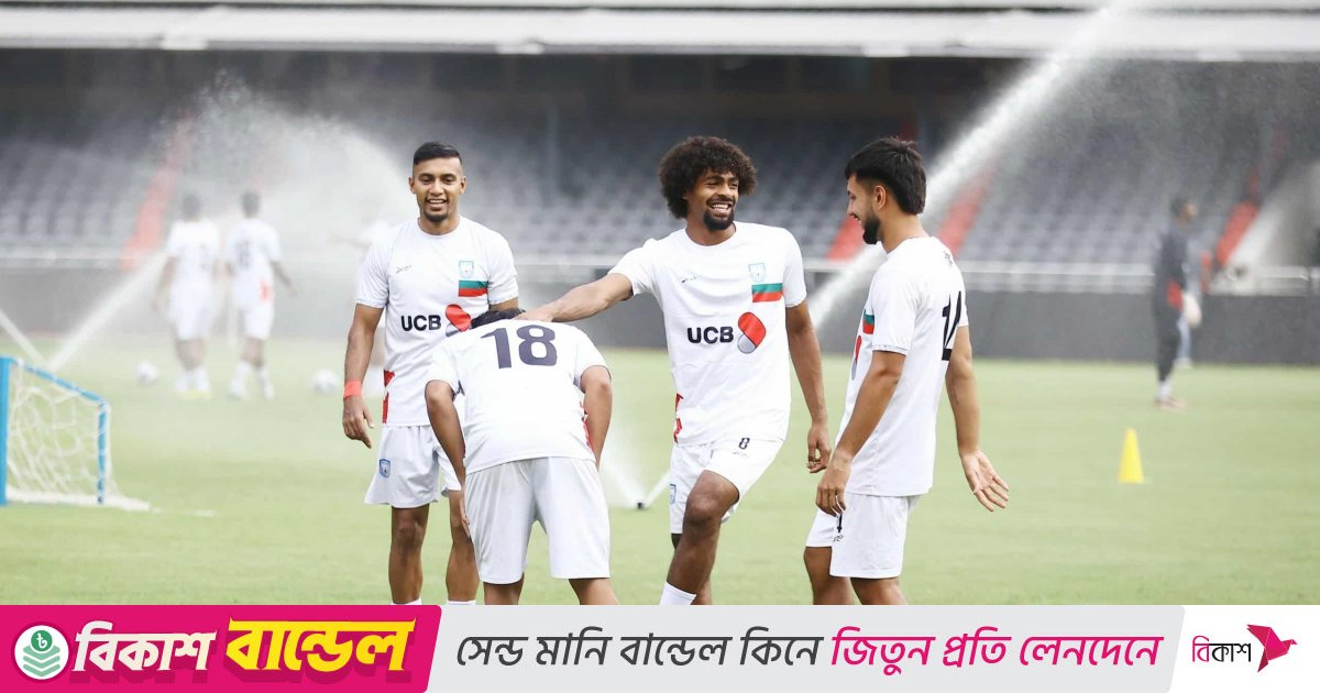 মাঠে যেন প্রাণবন্ত হামজা
