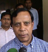 নৌ-পরিবহন মন্ত্রণালয়ের সচিব মাধব চন্দ্র রায়
