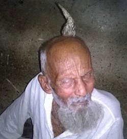 বৃদ্ধ আয়েদ আলী