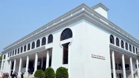 ঢাবির একাডেমিক সভায় হট্টগোল