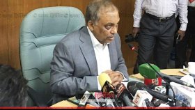 আরাভ খানকে ফেরাতে ইন্টারপোলের সহায়তা চাওয়া হয়েছে: স্বরাষ্ট্রমন্ত্রী