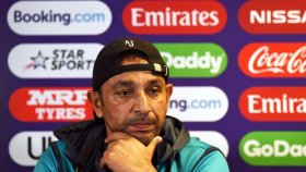 পাকিস্তানের টেস্ট দলের কোচ আজহার মাহমুদ 
