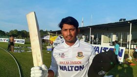 সুবিধাজনক জায়গায় রংপুর-খুলনা