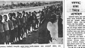 বঙ্গবন্ধুর নির্দেশের অপেক্ষায় ঢাকার হকার