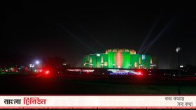 অপরূপ আলোকসজ্জায় সেজেছে রাজধানী (ফটোস্টোরি)