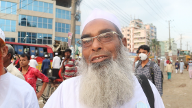 করোনায় মারা গেলেন মুফতি মুহাম্মদ ওয়াক্কাস