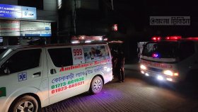 হাঁপিয়ে উঠছে লাশবাহী ফ্রিজার ভ্যান সেবা