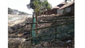 সরকারি জায়গা দখলের অভিযোগ আ.লীগ নেতার বিরুদ্ধে