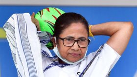 বুথফেরত জরিপে এগিয়ে মমতার তৃণমূল