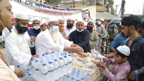 সরকারি প্রণোদনায় শ্রমিকদের অগ্রাধিকার দেওয়ার দাবি