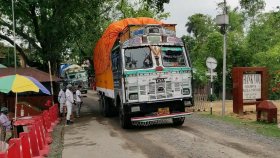 হিলি স্থলবন্দর দিয়ে আমদানি-রফতানি শুরু