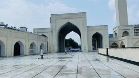 জাতীয় মসজিদে ঈদের ৫ জামাত, চলছে শেষ মুহূর্তের প্রস্তুতি