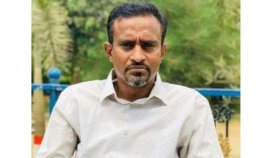 ফেরিঘাটে ডুবে যাওয়া মাইক্রোবাসের চালকের মরদেহ উদ্ধার