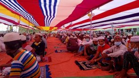 ভাসানচরে রোহিঙ্গাদের প্রথমবারের মতো খুশির ঈদ