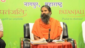 অ্যালোপ্যাথি চিকিৎসা নিয়ে মন্তব্য প্রত্যাহার করলেন রামদেব