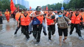 ১৫৫ কিলোমিটার বেগে চীনে আঘাত হানছে টাইফুন 'ইন-ফা'