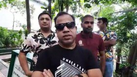 সালমান শাহ ভবনে গিয়ে হতাশ হয়ে ফিরলেন ভক্তরা