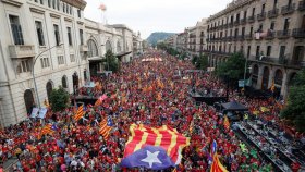 স্বাধীনতার দাবিতে কাতালানদের বিক্ষোভ