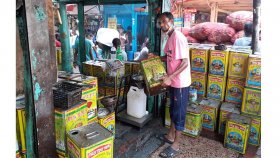 ময়মনসিংহে সয়াবিনের দাম লিটারে বেড়েছে ৭ টাকা