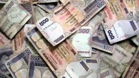 বিকাশ এজেন্টের ১২ লাখ টাকাসহ আট মোবাইল চুরি