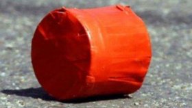 ঘরে বোমা বানাতে গিয়ে বিস্ফোরণে যুবক আহত