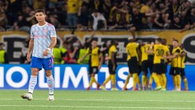 রোনালদোর রেকর্ডের রাতে ম্যান ইউকে হারিয়ে ইয়াং বয়েজের চমক