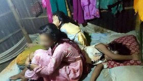 মুগদায় রিকশাচালকের ঘরে মিললো জামালপুরের নিখোঁজ ৩ মাদ্রাসাছাত্রী