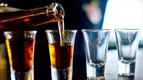 রাশিয়ায় ভেজাল মদ পানে ১৮ জনের মৃত্যু