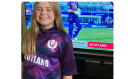 ১২ বছর বয়সী শিশুর ডিজাইনে স্কটল্যান্ডের জার্সি!