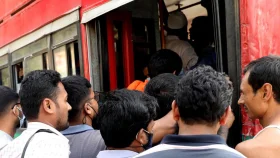 বাসভাড়া বাড়াতে একমত সরকার ও মালিকপক্ষ