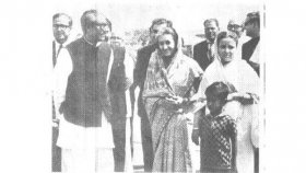 সেদিন ইন্দিরা এসেছিলেন