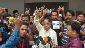 শেষ চার কেন্দ্রের ফলেই রিফাতের গলায় জয়ের মালা