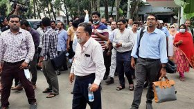 শের-ই বাংলা মেডিক্যালে দুদকের অভিযান, দুর্ব্যবহারের অভিযোগ বিএমএর 