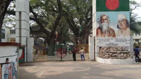 বাংলাদেশ কেন ভারতে পণ্য বিক্রি করতে পারছে না?