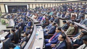 বেসরকারি শিক্ষকদের জন্য নীতিমালা করার প্রস্তাব ডিসিদের