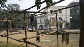 বইমেলায় ‘আদর্শ’কে স্টল না দেওয়ার সিদ্ধান্তে অটল বাংলা একাডেমি