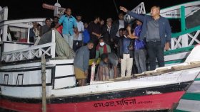 ৯৯৯ নম্বরে ফোন দিয়ে উদ্ধার হলেন ১৭৫ পর্যটক