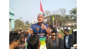 ব্যারিস্টার সুমনের ফুটবল খেলা দেখতে মাগুরায় ভিড়