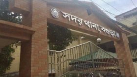 এক আবাসিক হোটেল থেকে ৯ নারী-পুরুষ গ্রেফতার, মালিকের বিরুদ্ধে মামলা