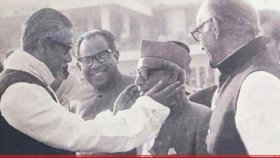 ষড়যন্ত্র টের পেয়েও কাউকে অবিশ্বাস করতে চাননি বঙ্গবন্ধু