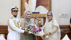 নৌবাহিনী প্রধানের এডমিরাল পদে পদোন্নতি