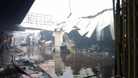 লেলিহান শিখায় স্বপ্ন পুড়ে ছাই (ফটো স্টোরি)