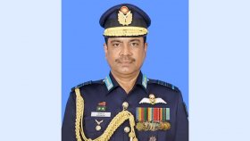 আমিরাতে গেলেন বিমান বাহিনী প্রধান